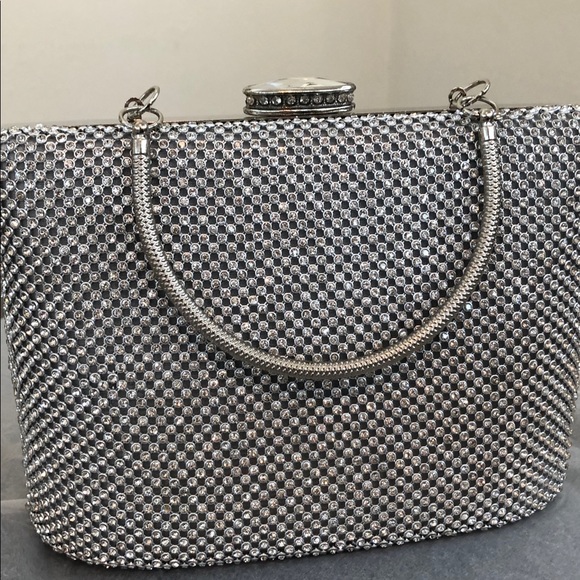 NEW - Crystal Silver Clutch Bag - Picture 2 of 7